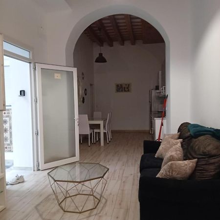 Apartamento Veedor 19 Dias Y Muchas Noches Cadiz Luaran gambar